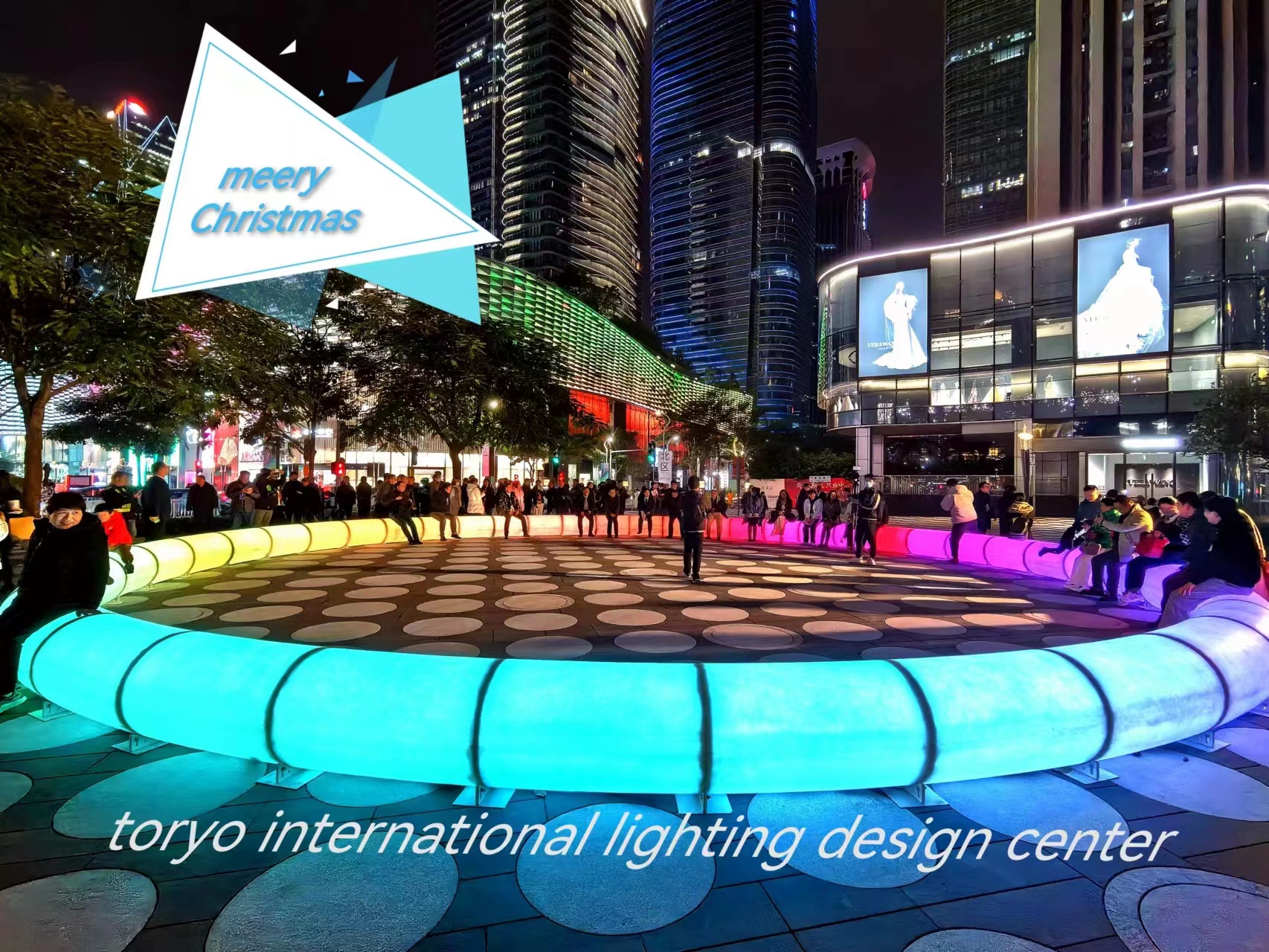 深圳光影藝術季《純粹圓環》：開啟燈光互動交友模式！