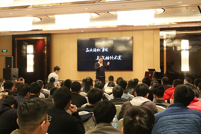 1544600727123243.jpg IMG_1060.JPG